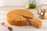 Торт заварной МЕДОВИК зам., 1,2кг, 12порц/упак, картон, Betty's cake, Россия